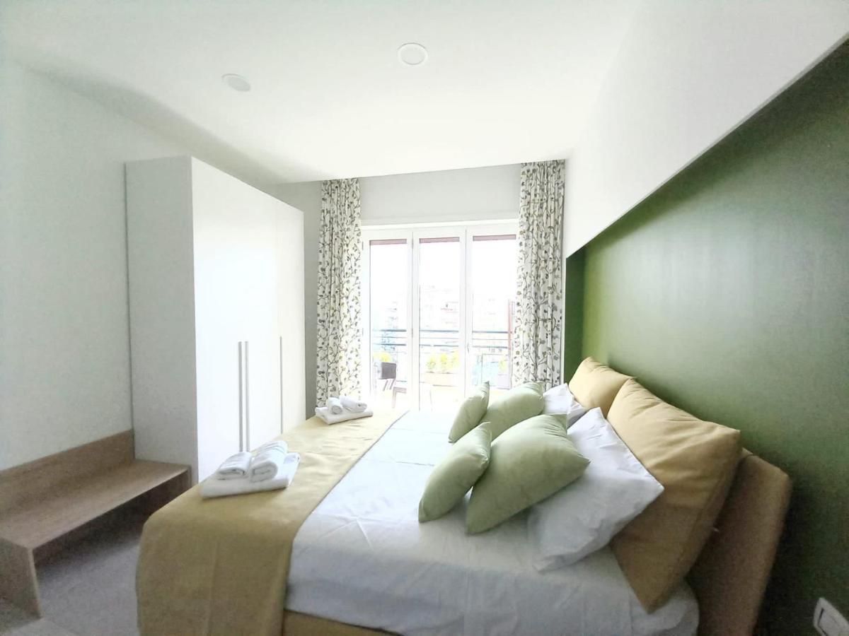 Vomero Experience Apartment เนเปิลส์ ภายนอก รูปภาพ