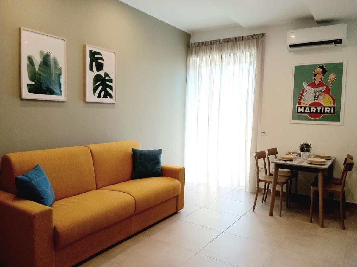 Vomero Experience Apartment เนเปิลส์ ภายนอก รูปภาพ