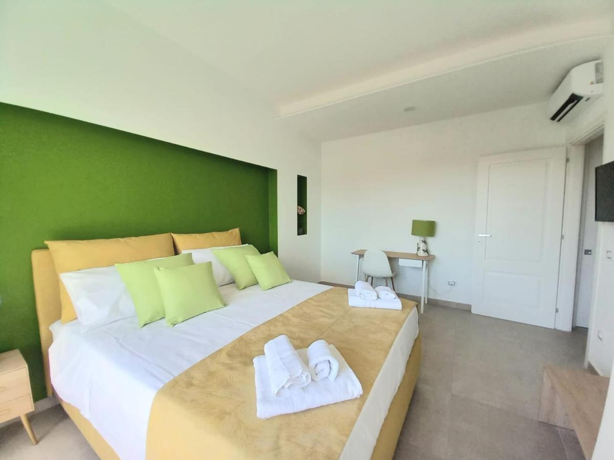 Vomero Experience Apartment เนเปิลส์ ภายนอก รูปภาพ